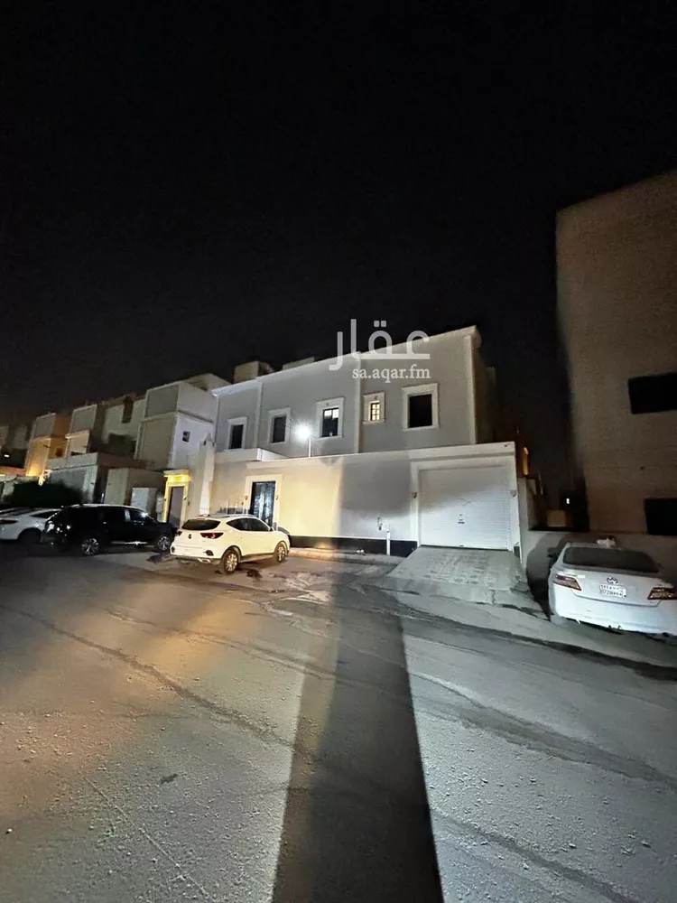 فيلا للبيع في شارع بركات بن الخطاب, حي المهدية, مدينة الرياض, منطقة الرياض صورة 2