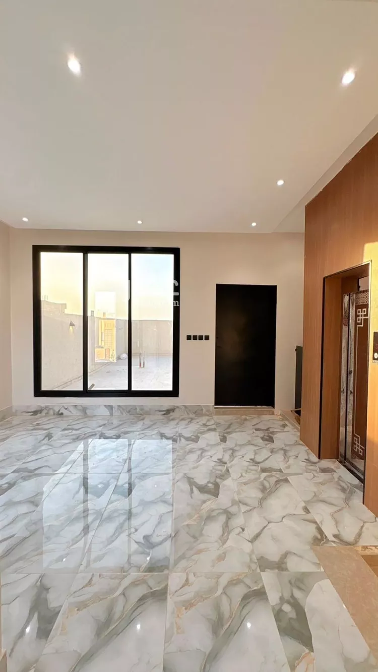 Villa for Sale in Riyadh Al Mahdiyah 16