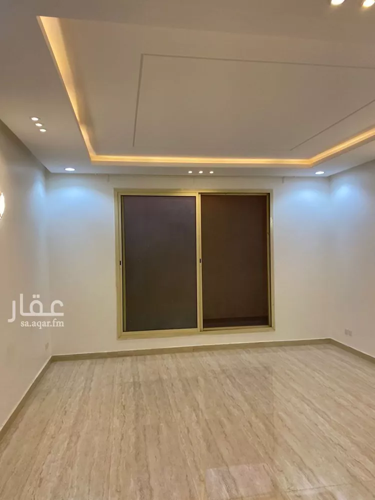 فيلا للبيع في شارع القاض بن العربي, حي المهدية, مدينة الرياض, منطقة الرياض 8