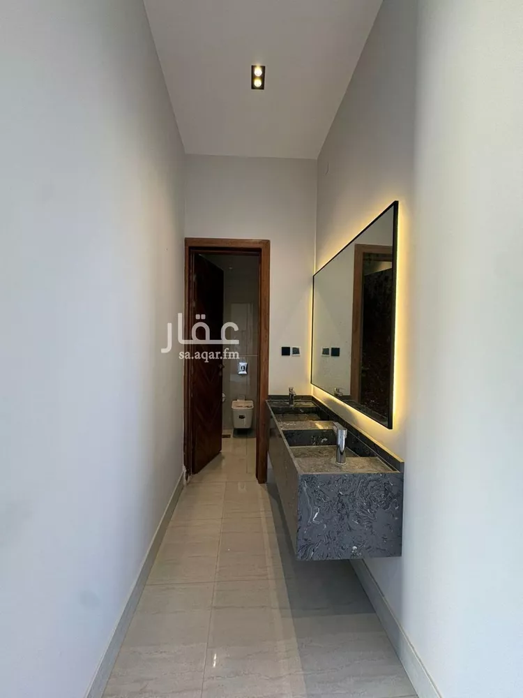 فيلا للبيع في شارع عثمان بن سليمان, حي المهدية, مدينة الرياض, منطقة الرياض صورة 4