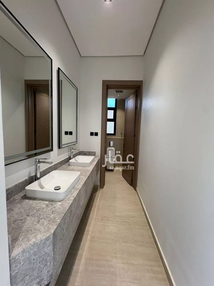 فيلا للبيع في شارع يحيى بن جزلة, حي المهدية, مدينة الرياض, منطقة الرياض صورة 4