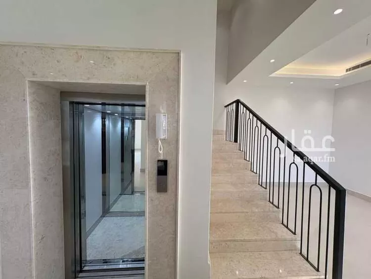 فيلا للبيع في شارع عبدالله أبابطين, حي المهدية, مدينة الرياض, منطقة الرياض 7