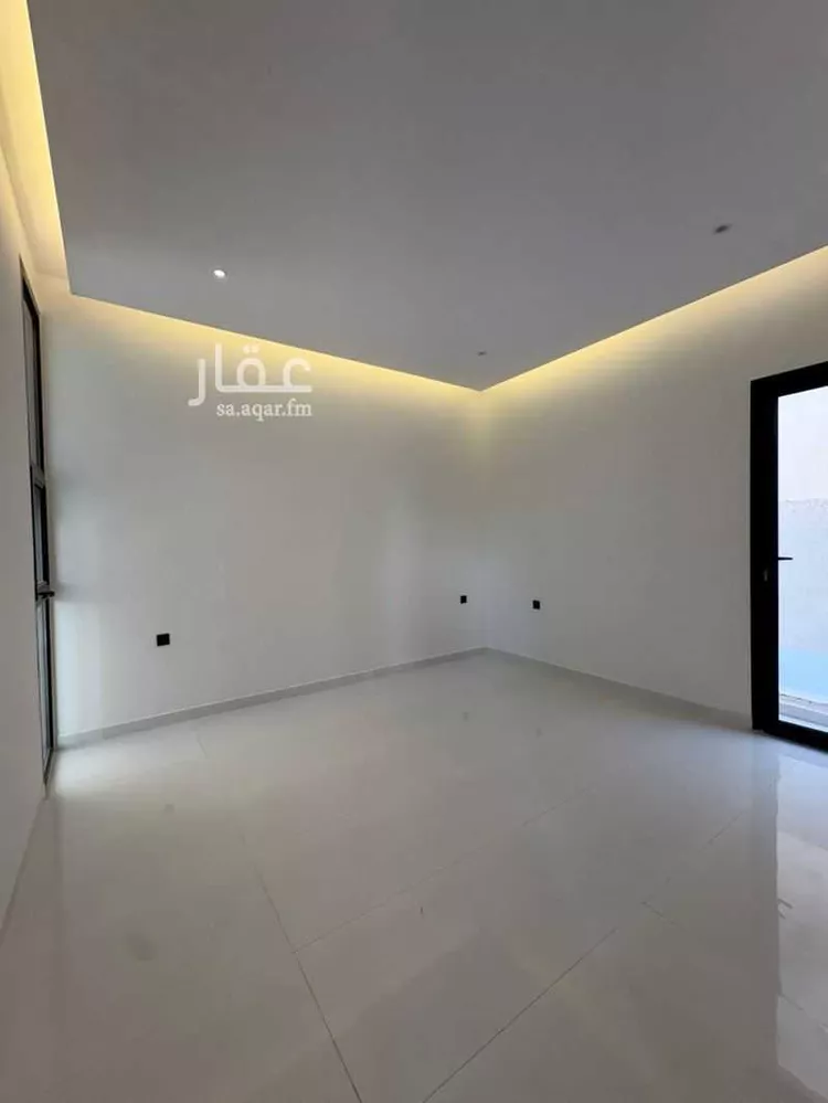 فيلا للبيع في شارع علي ابن حسن الشويطر, حي المهدية, مدينة الرياض, منطقة الرياض 12
