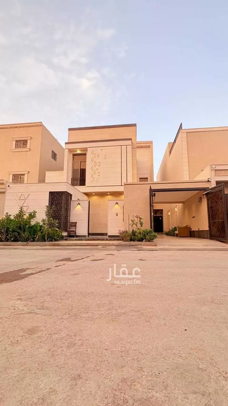فيلا للبيع في شارع أحمد بن قطرب, حي المهدية, مدينة الرياض, منطقة الرياض صورة 2