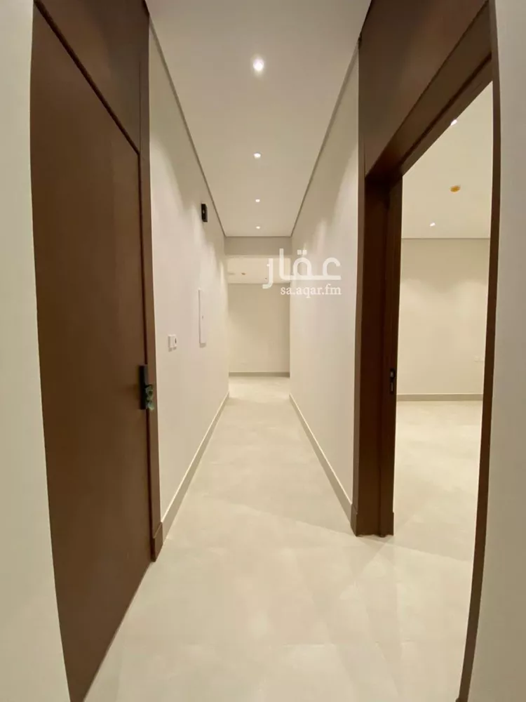 عمارة للبيع في شارع نور الدين أرسلان, حي المهدية, مدينة الرياض, منطقة الرياض 12