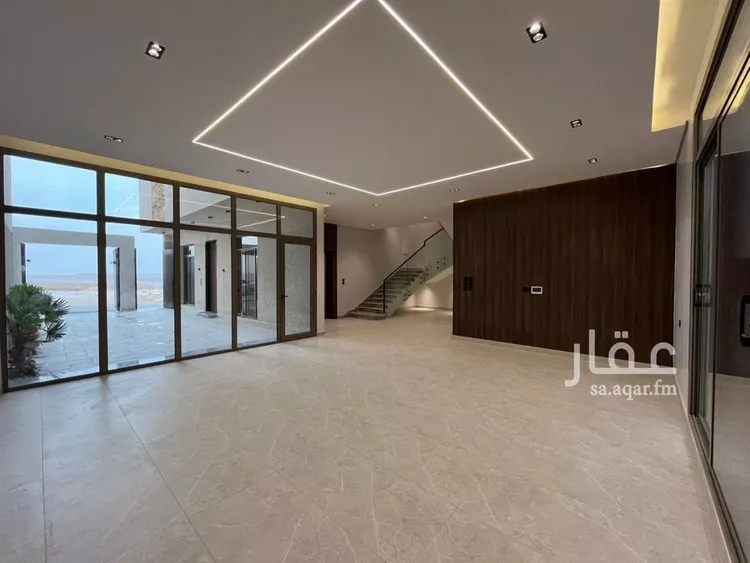 فيلا للبيع في شارع عمير بن سنان بن عرفطة, حي المهدية, مدينة الرياض, منطقة الرياض صورة 5