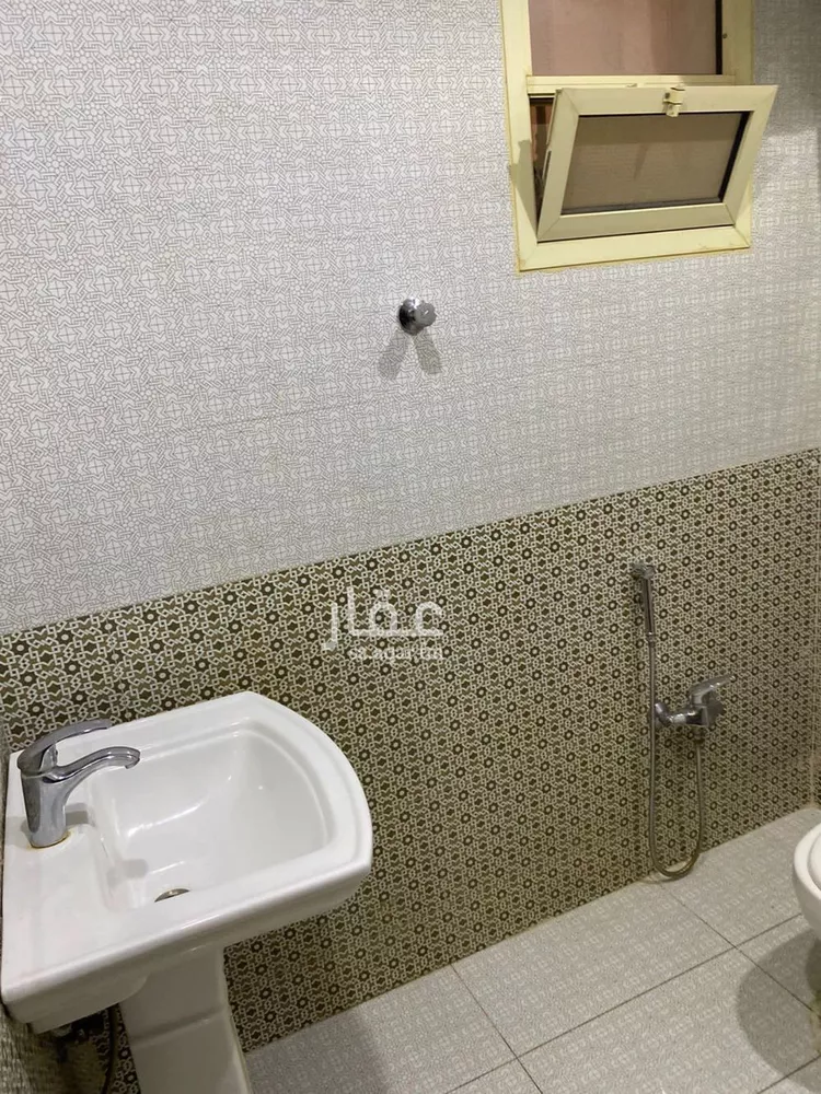 فيلا للبيع في شارع القاض بن العربي, حي المهدية, مدينة الرياض, منطقة الرياض 15