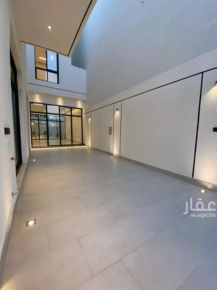 فيلا للبيع في شارع عمير بن سنان بن عرفطة, حي المهدية, مدينة الرياض, منطقة الرياض صورة 4