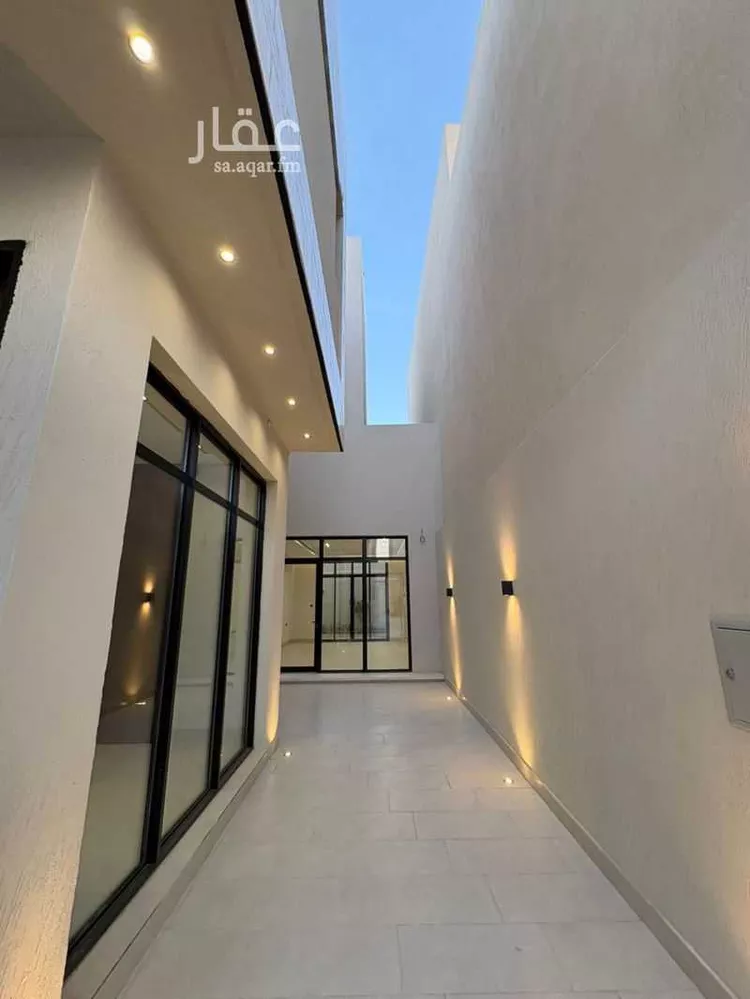 Villa for Sale in Riyadh Al Mahdiyah صورة 3