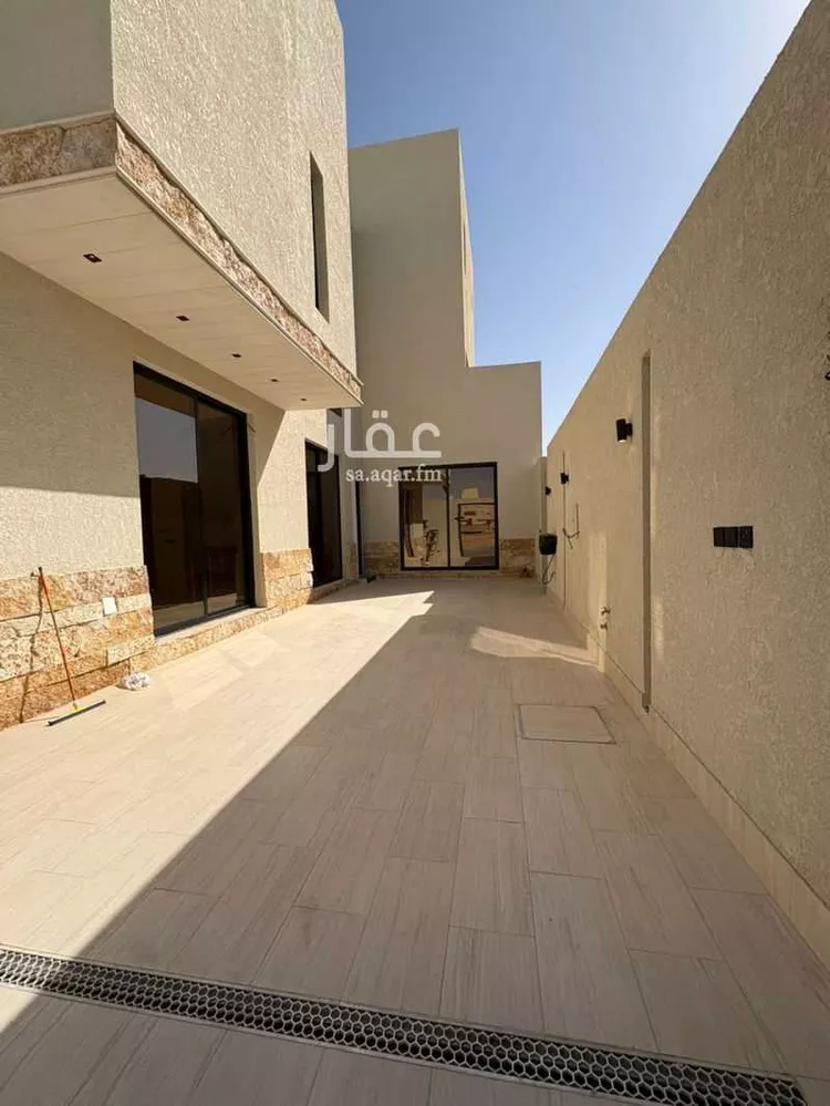 Villa for Sale in Riyadh Al Mahdiyah صورة 3