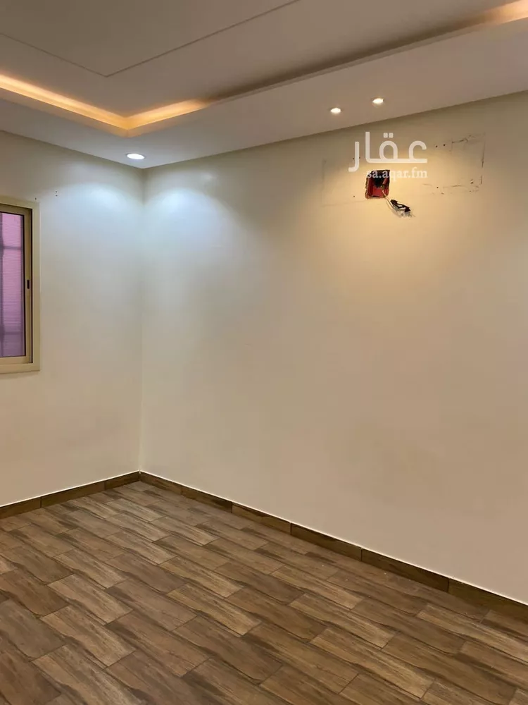 فيلا للبيع في شارع القاض بن العربي, حي المهدية, مدينة الرياض, منطقة الرياض 17