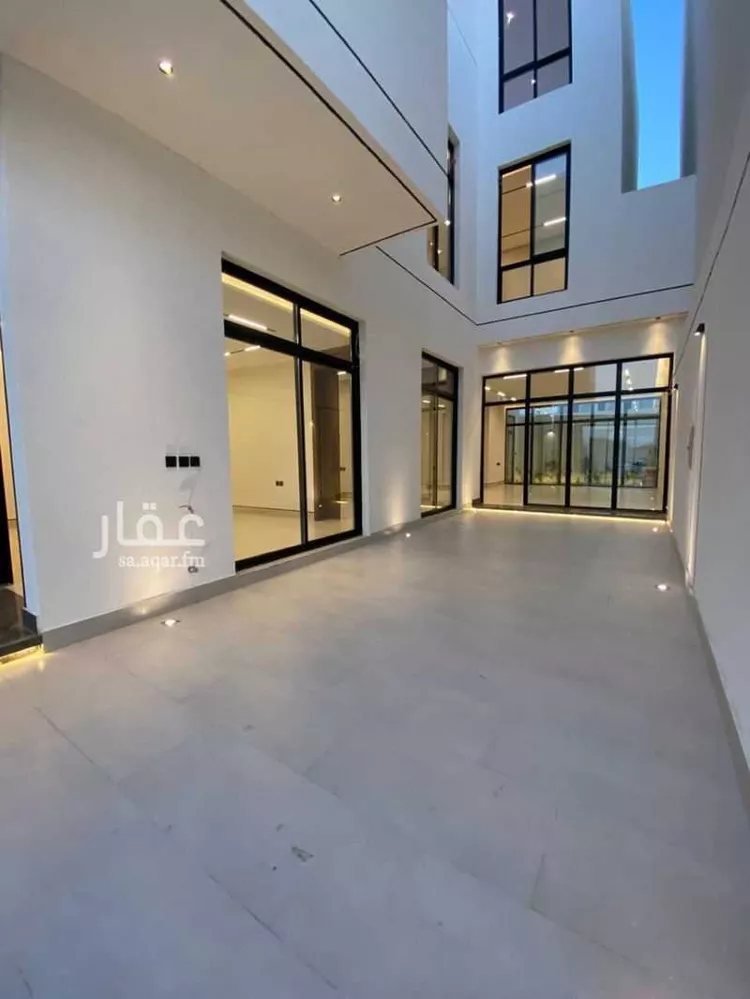 فيلا للبيع في شارع عبدالله أبابطين, حي المهدية, مدينة الرياض, منطقة الرياض صورة 3
