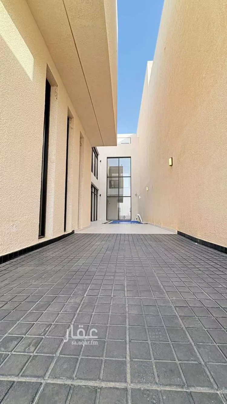 فيلا للبيع في شارع عبدالله بن حنبل, حي المهدية, مدينة الرياض, منطقة الرياض 8