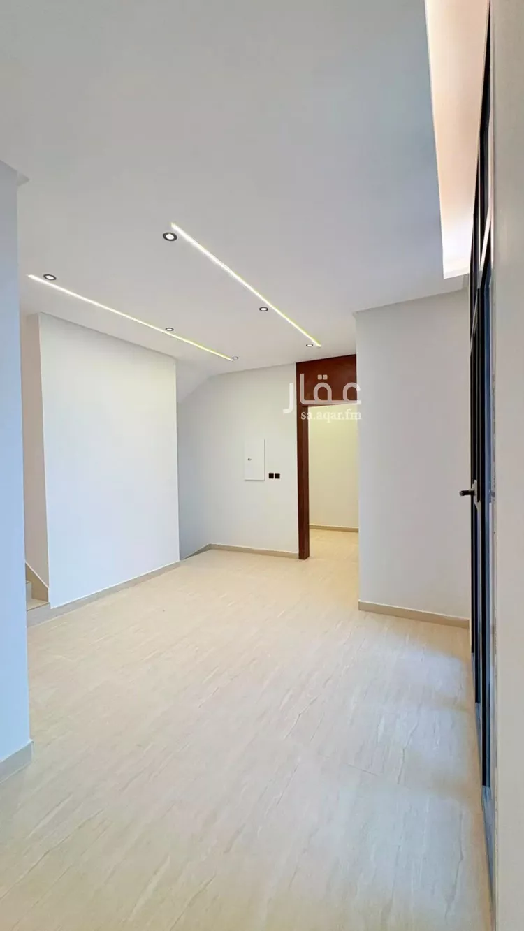 Villa for Sale in Riyadh Al Mahdiyah 18