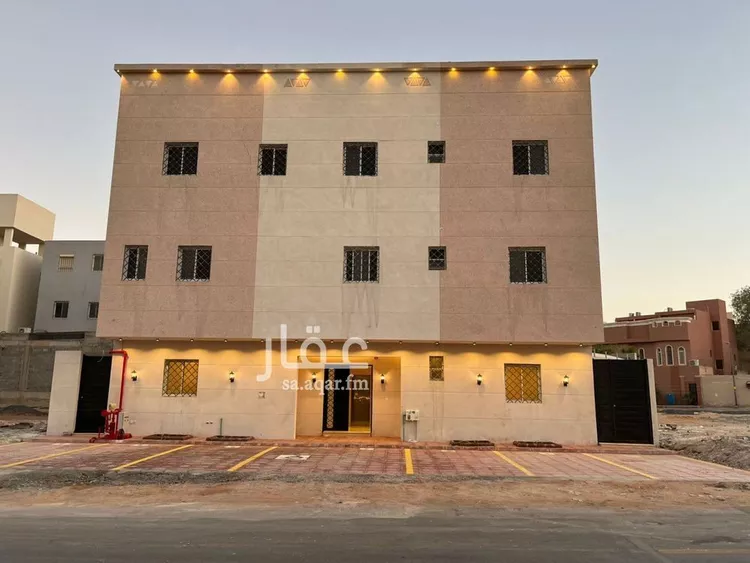 عمارة للإيجار في شارع الفوانيس, حي عرقة, مدينة الرياض, منطقة الرياض صورة 4