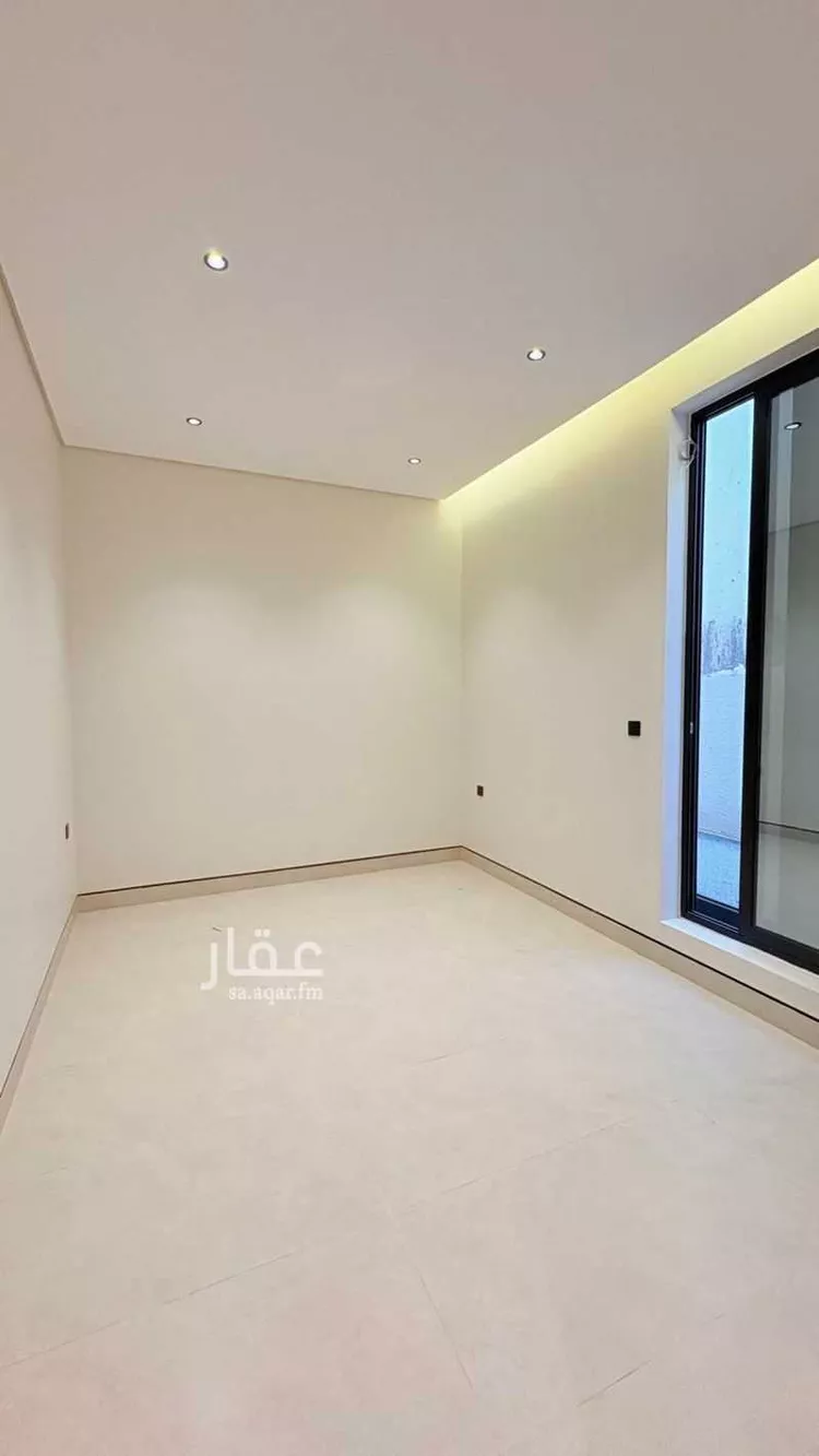 فيلا للبيع في شارع عبدالله أبابطين, حي المهدية, مدينة الرياض, منطقة الرياض 12