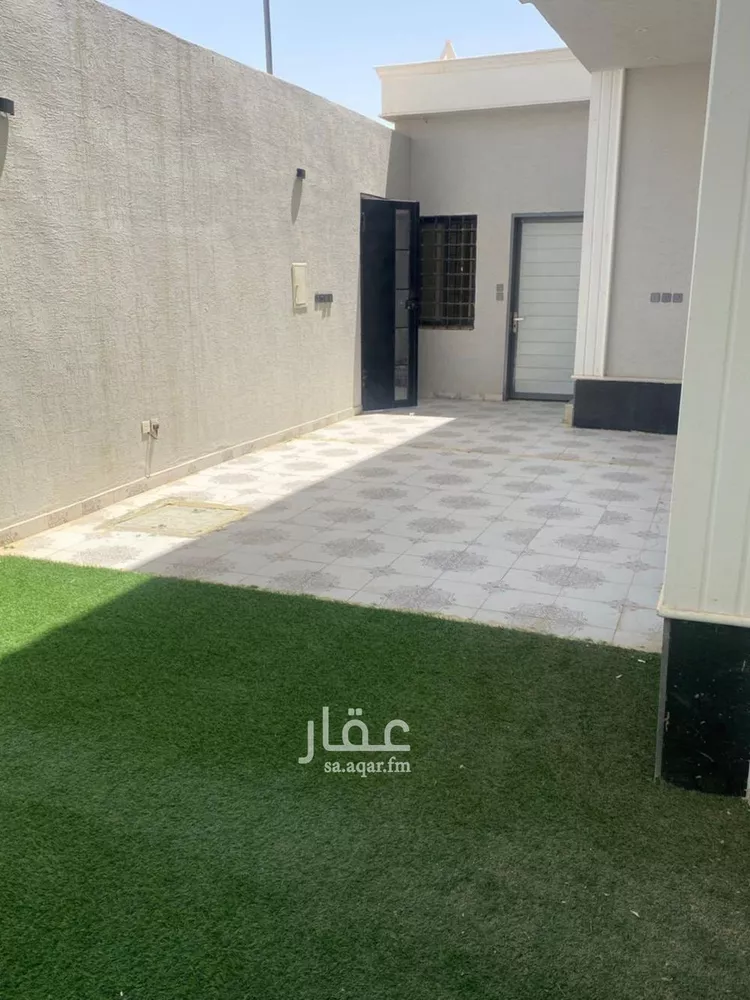 فيلا للبيع في شارع بركات بن الخطاب, حي المهدية, مدينة الرياض, منطقة الرياض 8
