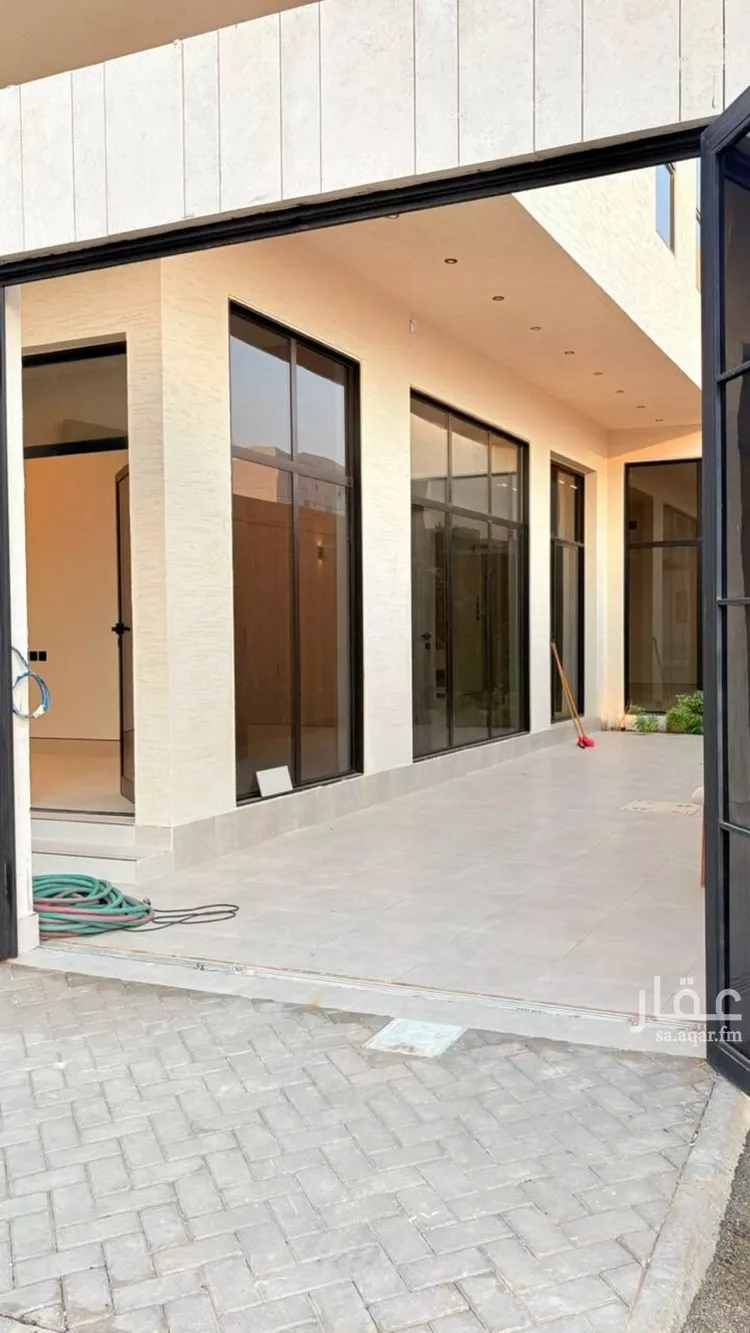 Villa for Sale in Riyadh Al Mahdiyah صورة 3