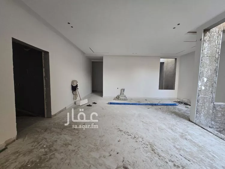 دور للبيع في شارع علي المدائني, حي الخليج, مدينة الرياض, منطقة الرياض صورة 4