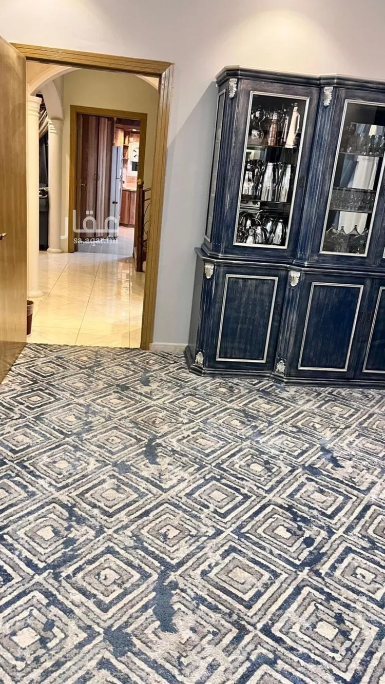 فيلا للبيع في شارع الشيخ عبدالعزيز بن عبدالرحمن بن بشر, حي الخليج, مدينة الرياض, منطقة الرياض صورة 3