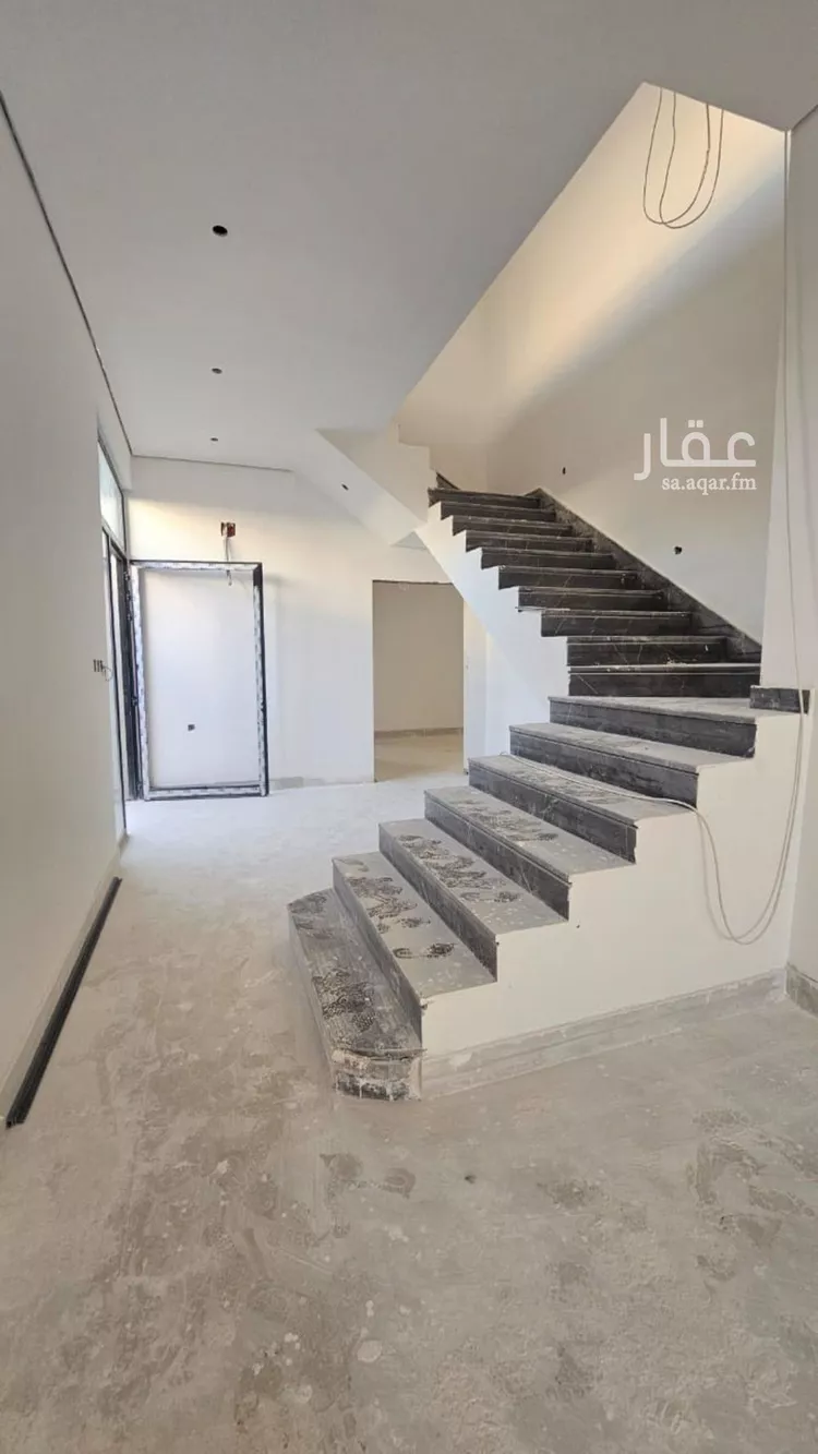 فيلا للبيع في شارع الجندله, حي اليرموك, مدينة الرياض, منطقة الرياض صورة 3