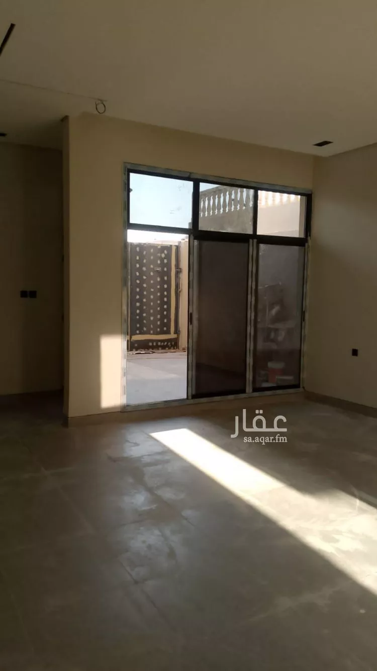 دور للبيع في شارع العطوف, حي إشبيلية, مدينة الرياض, منطقة الرياض صورة 4