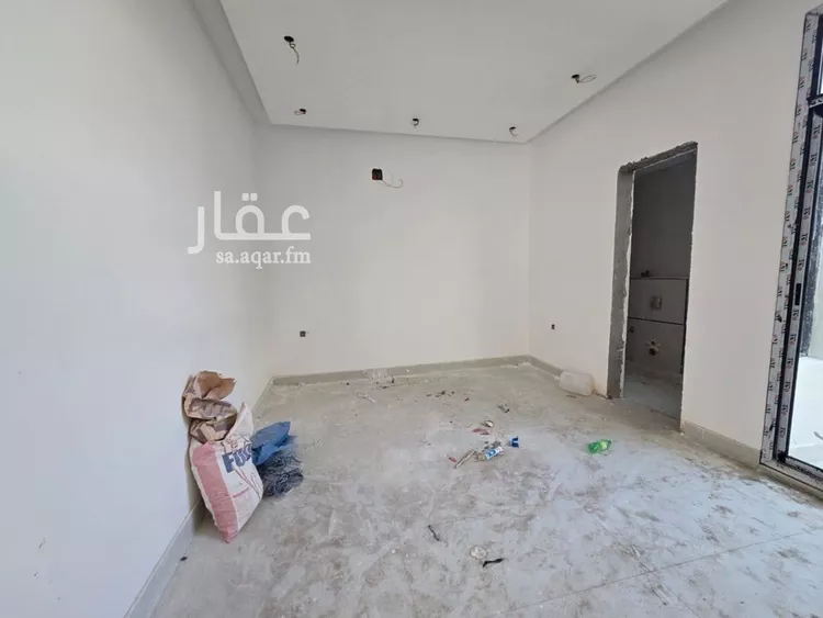 دور للبيع في شارع علي المدائني, حي الخليج, مدينة الرياض, منطقة الرياض صورة 2