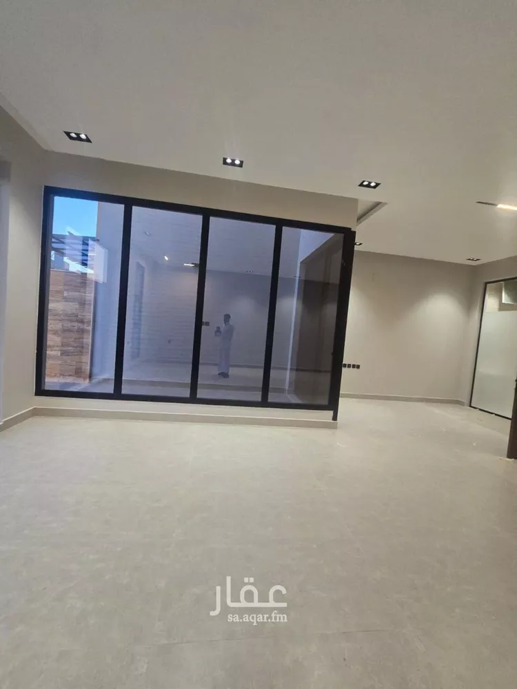 فيلا للبيع في شارع الدمام الفرعي, حي اليرموك, مدينة الرياض, منطقة الرياض صورة 2