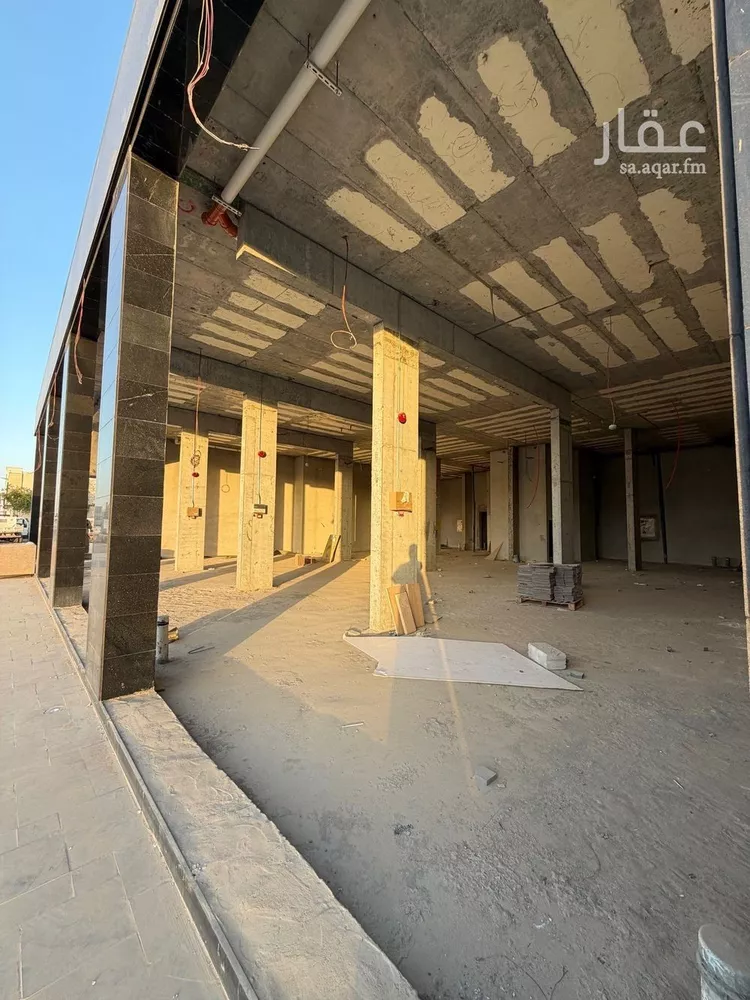 محل للإيجار في شارع الأمير خالد بن بندر بن عبدالعزيز, حي العارض, مدينة الرياض, منطقة الرياض صورة 4