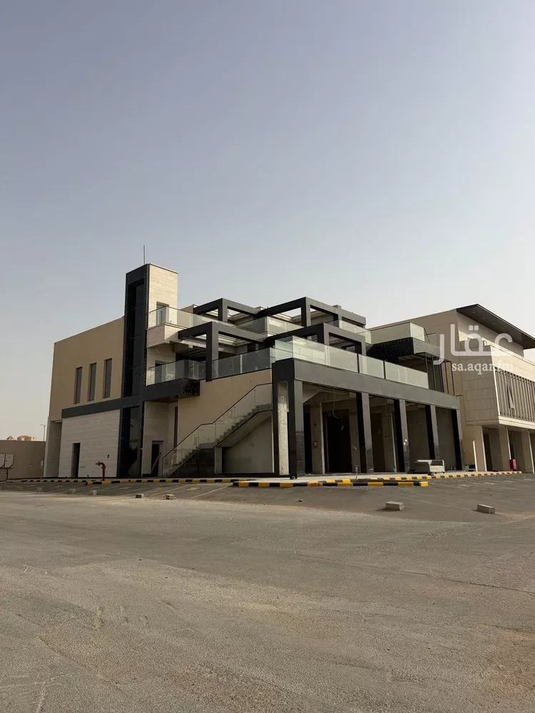 محل للإيجار في شارع الأمير خالد بن بندر بن عبدالعزيز, حي العارض, مدينة الرياض, منطقة الرياض صورة 2