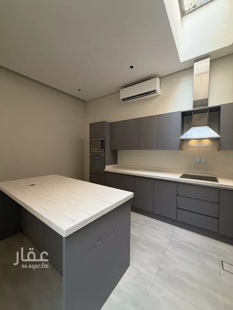 فيلا للإيجار في شارع الحمر, حي العارض, مدينة الرياض, منطقة الرياض 12