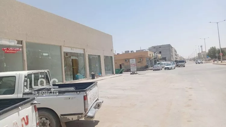 محل للإيجار في شارع جمال الدين المكي, حي العارض, مدينة الرياض, منطقة الرياض صورة 2