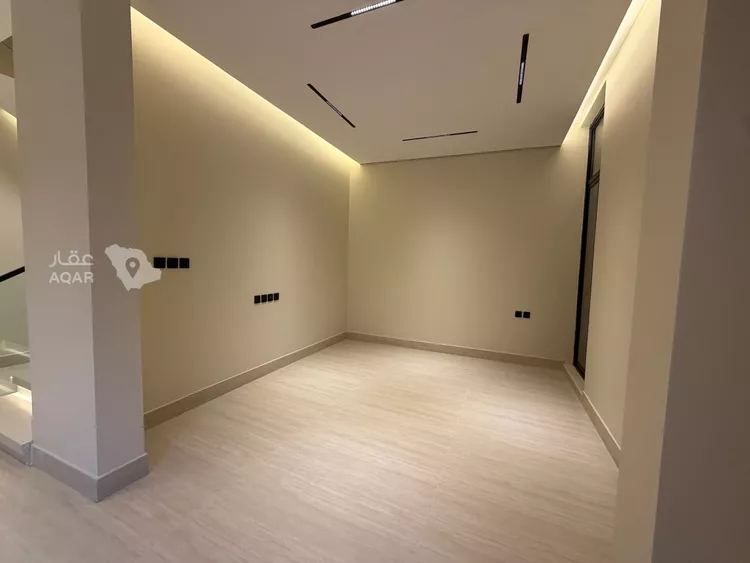 Villa for Sale in Riyadh Al Arid 10