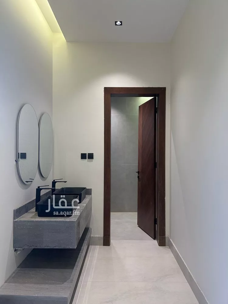 دور للبيع في شارع ربيعة بنت علي, حي العارض, مدينة الرياض, منطقة الرياض صورة 4