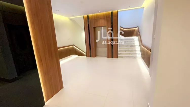 مكتب تجاري للإيجار في شارع الملك عبدالعزيز ابن عبدالرحمن سعود الفرعي, حي العارض, مدينة الرياض, منطقة الرياض 1 صورة