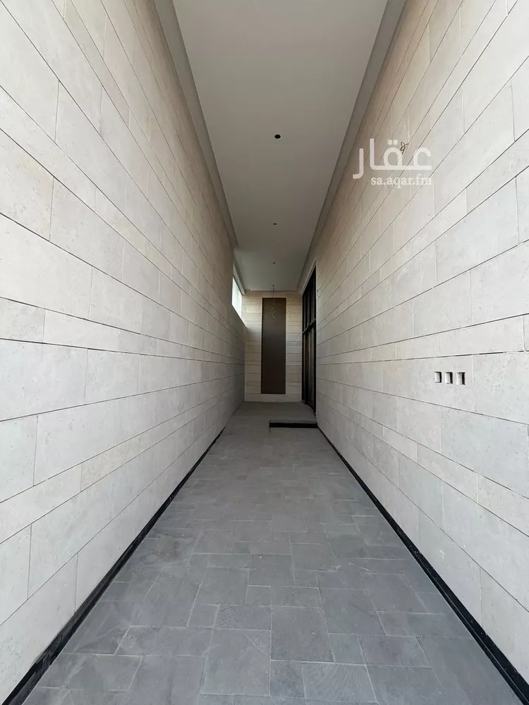 مكتب تجاري للإيجار في شارع الأمير خالد بن بندر بن عبدالعزيز, حي العارض, مدينة الرياض, منطقة الرياض صورة 4