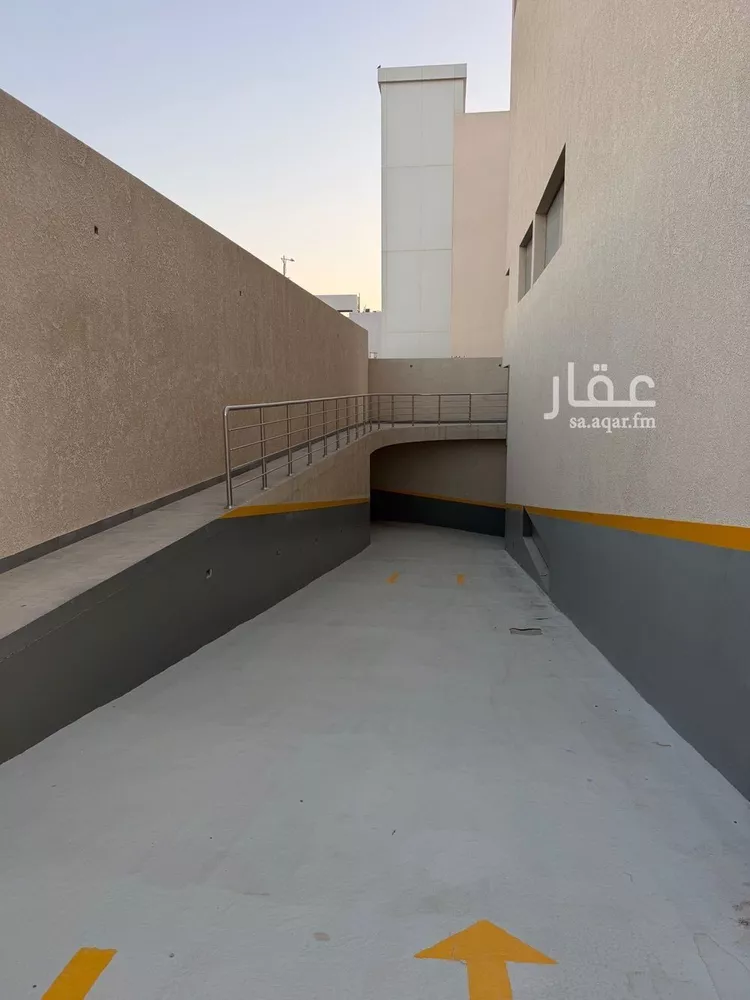 محل للإيجار في شارع الأمير خالد بن بندر بن عبدالعزيز, حي العارض, مدينة الرياض, منطقة الرياض 11