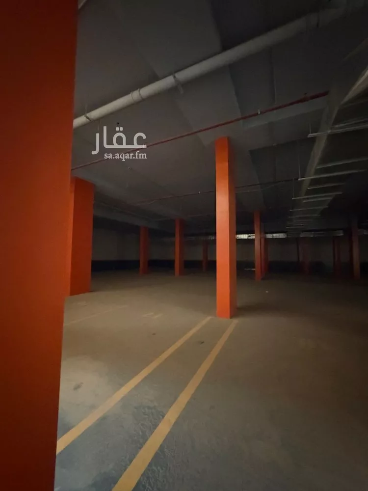 مكتب تجاري للإيجار في شارع الأمير خالد بن بندر بن عبدالعزيز, حي العارض, مدينة الرياض, منطقة الرياض 14