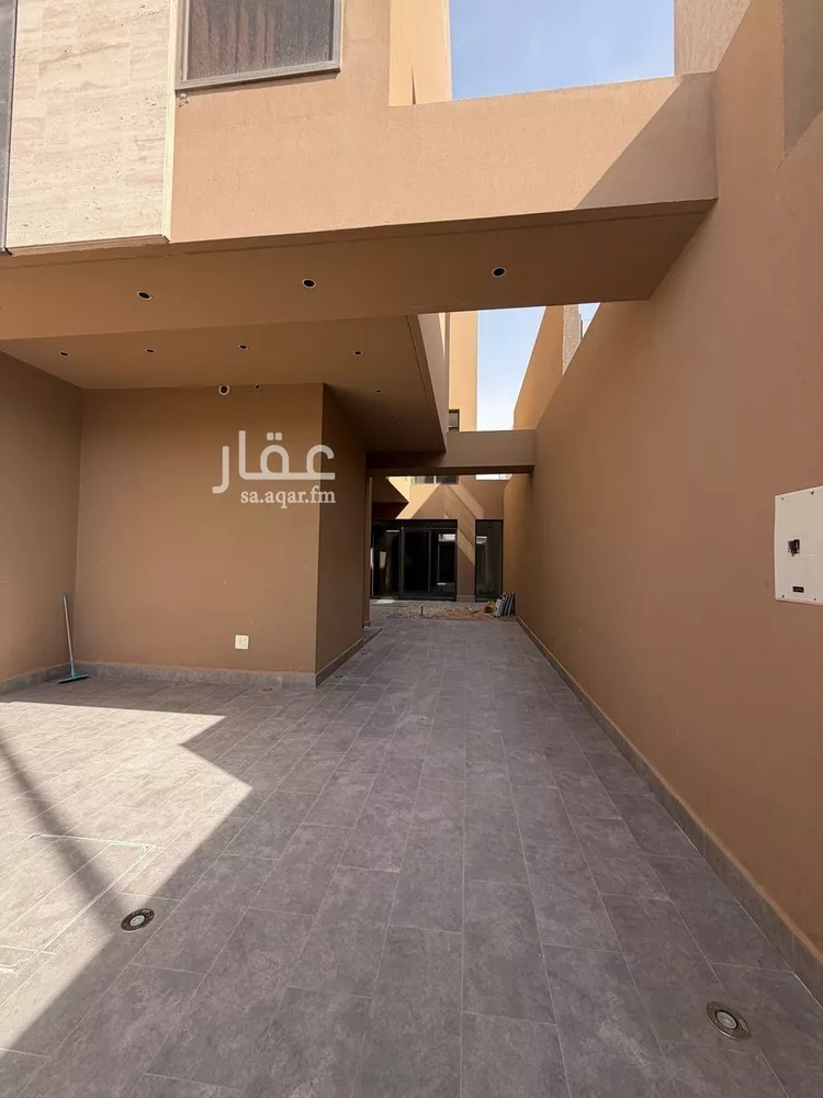 فيلا للإيجار في شارع الحمر, حي العارض, مدينة الرياض, منطقة الرياض صورة 2