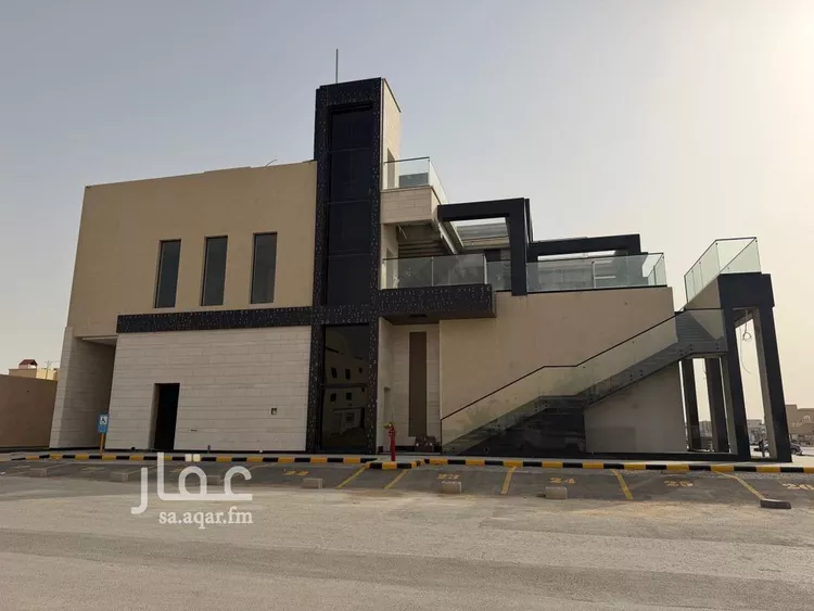 Shop for Rent in Riyadh Al Arid صورة 4