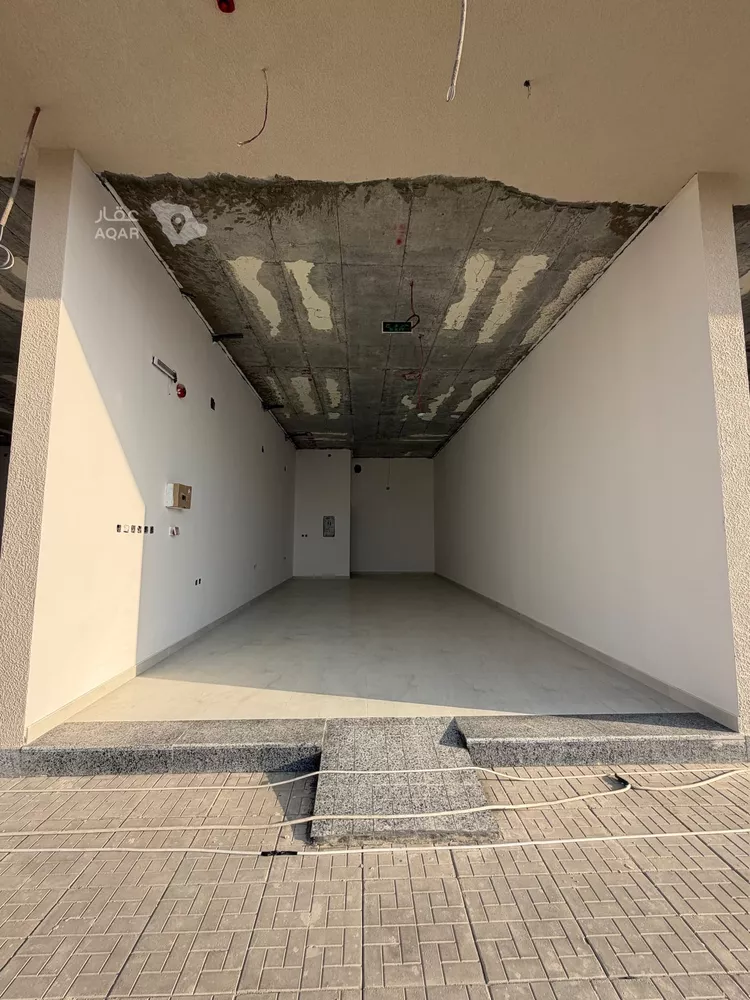 Shop for Rent in Riyadh Al Qirawan 3