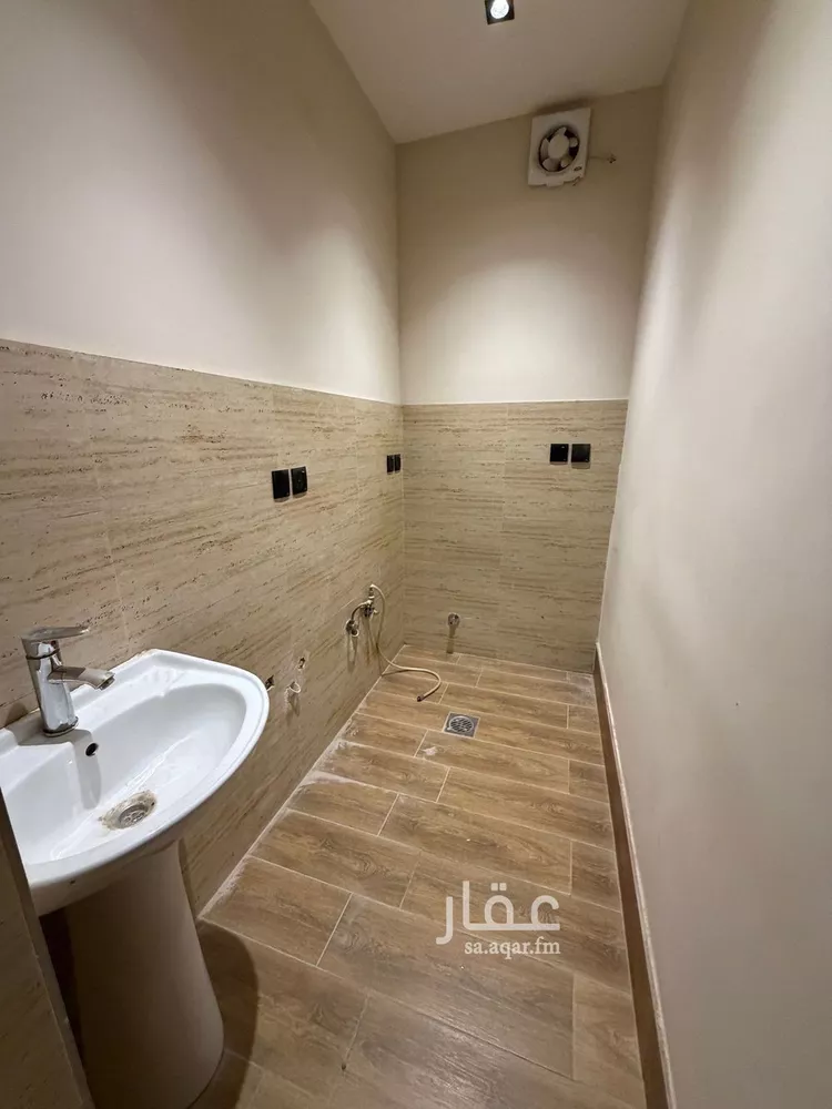 شقة للإيجار في شارع الخيالة, حي الياسمين, مدينة الرياض, منطقة الرياض 18
