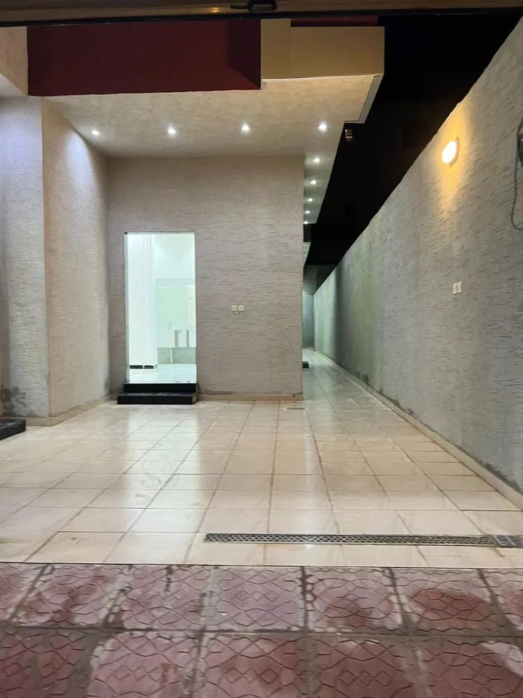 فيلا للإيجار في شارع غياث ابن فارس, حي الرمال, مدينة الرياض, منطقة الرياض 15