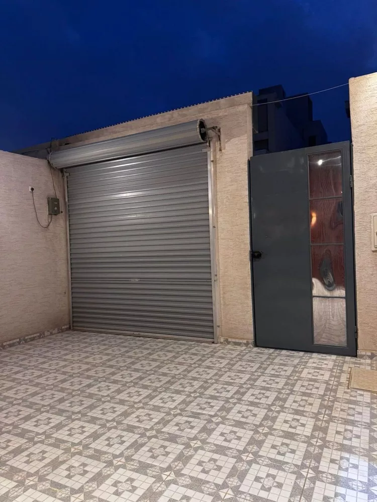 فيلا للإيجار في شارع أحمد بن بركة, حي الرمال, مدينة الرياض, منطقة الرياض 10