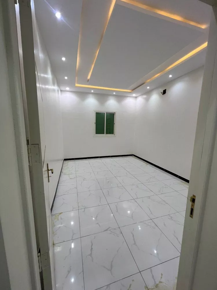 فيلا للإيجار في شارع غياث ابن فارس, حي الرمال, مدينة الرياض, منطقة الرياض 18