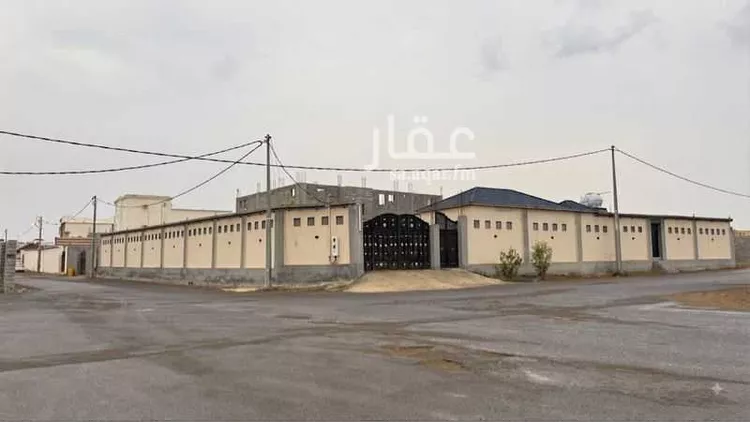 أرض للبيع في شارع ابن القاضي ، الحضرور ، صامطة