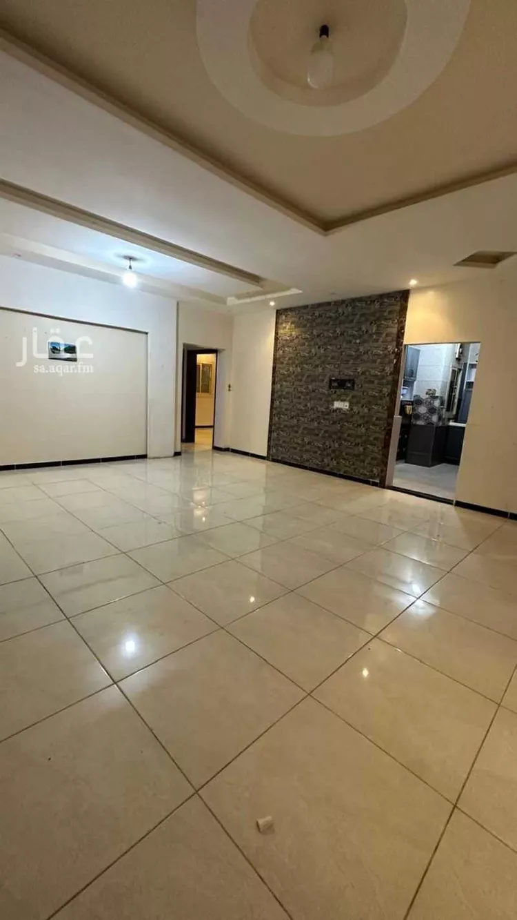 فيلا للإيجار في شارع الصمه بن عبد الله ، حي مريخ ، جدة ، جدة