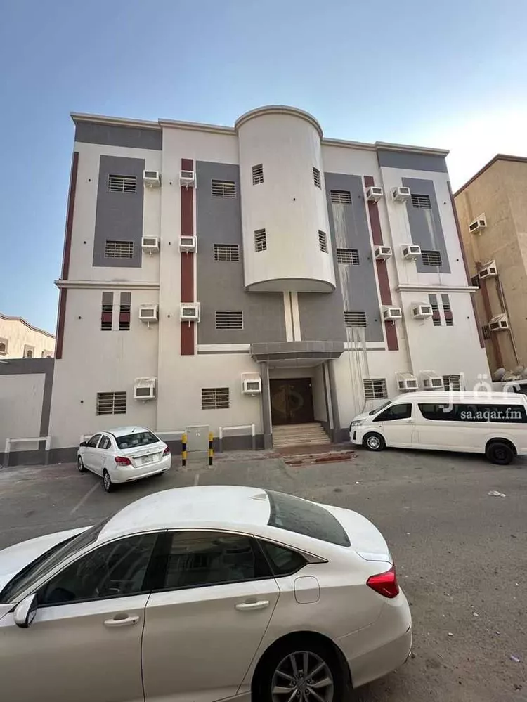 عمارة للبيع في شارع مقنص ، حي العين العزيزية ، جدة ، جدة