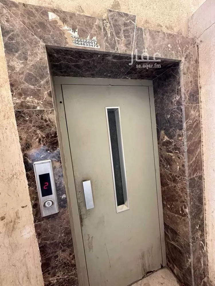 عمارة للبيع في شارع مقنص ، حي العين العزيزية ، جدة ، جدة صورة 4