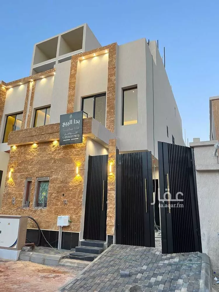 فيلا للبيع في شارع حجر بن يزيد, حي النسيم الغربي, مدينة الرياض, منطقة الرياض صورة 2